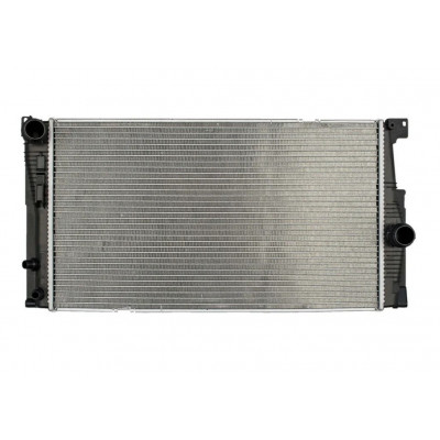 BMW 5 Seriya F10 (2010-2016), Su Radiatoru N20. China, 17118672011